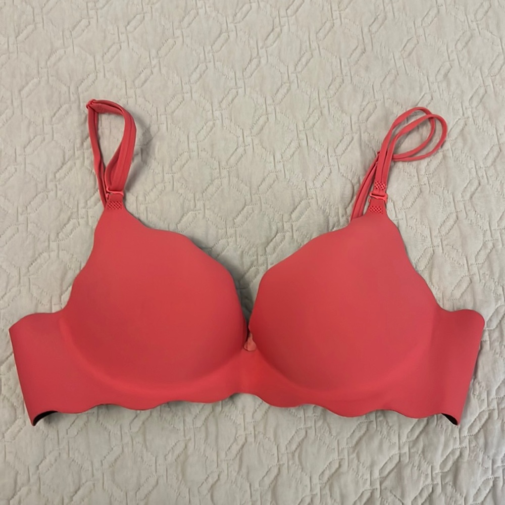 RARE VS VERY SEXY PUSH UP - Coral color